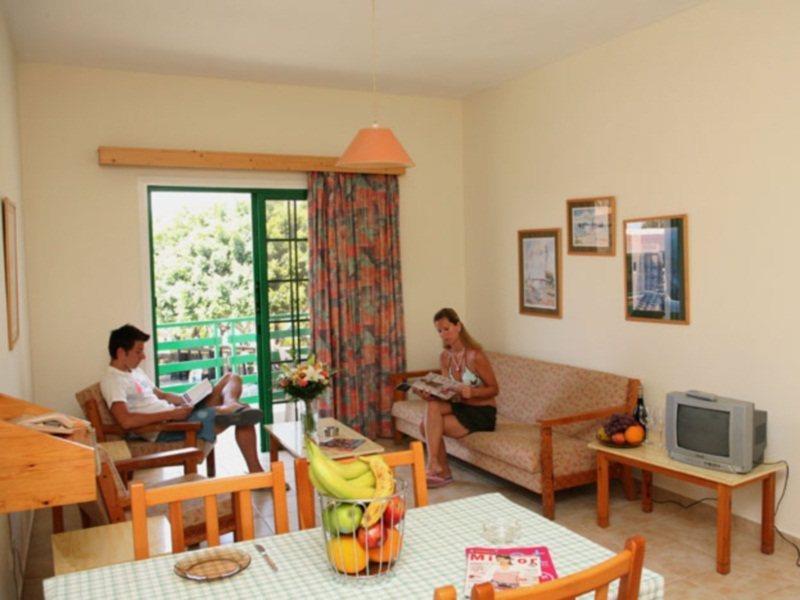 Aparthotel Eligonia Agia Napa